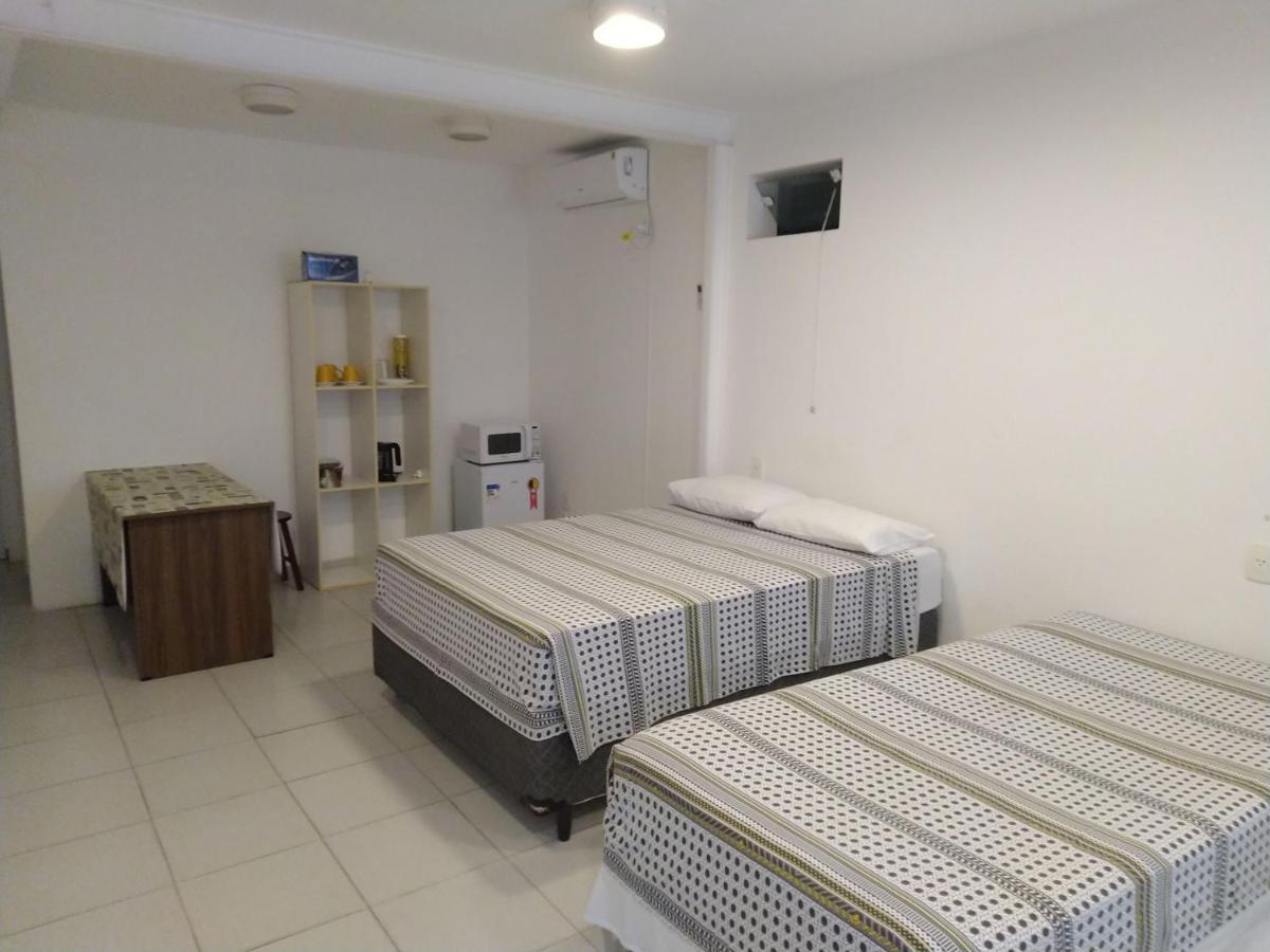 Balneário CamboriúResidencial 700 - Estudio Terreoアパートメント エクステリア 写真